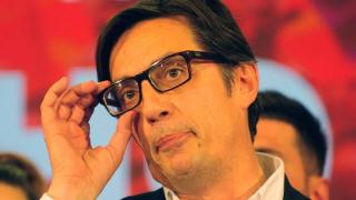 Проф. Овчаров: Щом се оказа, че има 31 пола, защо да няма и македонци - но не пипайте историята!