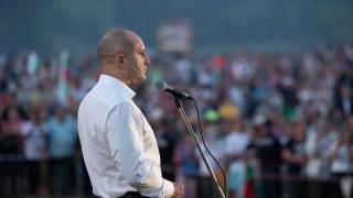 Волгин: Мнозинството българи не живеем в измислената матрица на жълтопаветната общност