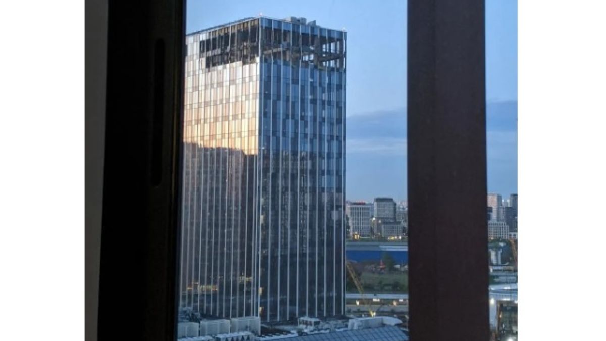 Експлозии разтърсиха рано сутринта Москва, украински дронове атакуваха сгради ВИДЕО