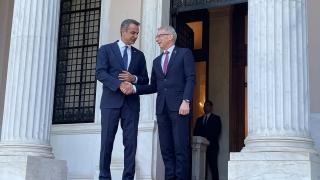 На четири очи Денков и Мицотакис нищиха войната в Украйна и... СНИМКИ