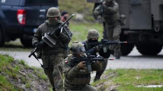 “Виртуална Полска”: Полша се решава да въведе войски в Западна Украйна