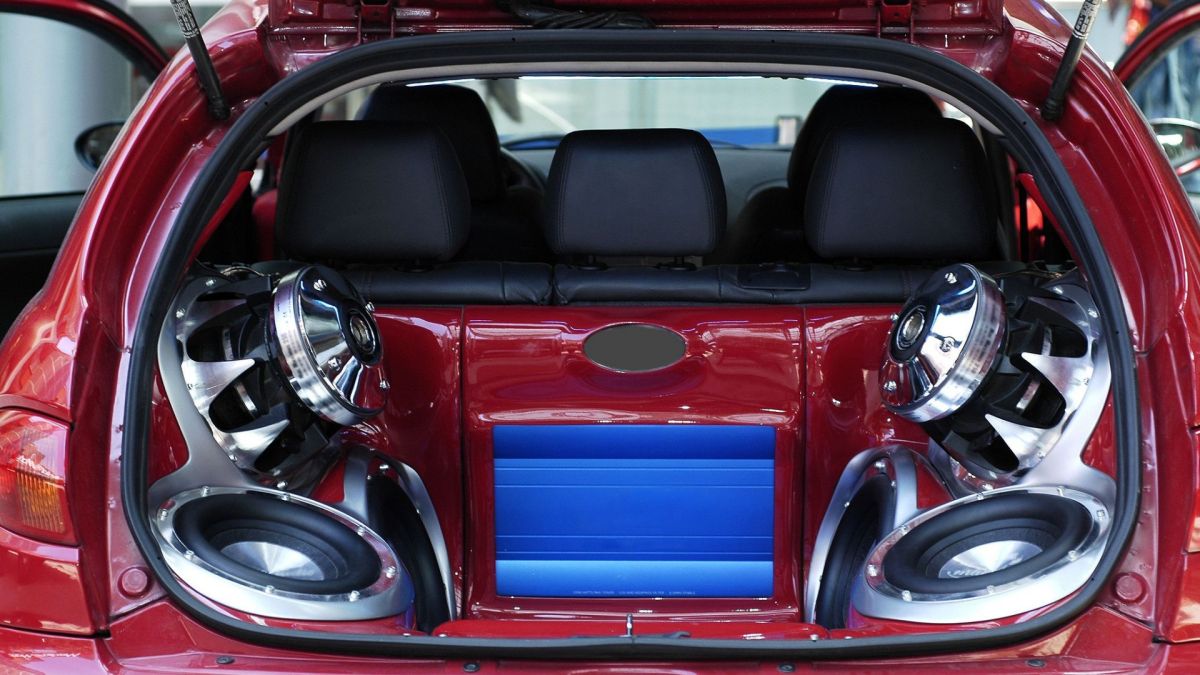 История: Знаете ли кога за първи път е била монтирана музика в колата