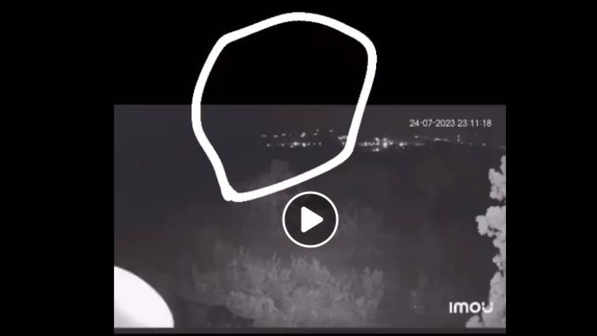 Среднощно ВИДЕО от Севлиево ошашави мрежата: Това взрив ли е