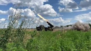 FT: ВСУ със спешен ход, използват боеприпаси за "Град" от КНДР срещу руските въоръжени сили, заради...