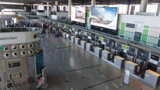 Туроператор спаси 120 българи, изоставени на летище в чужбина 