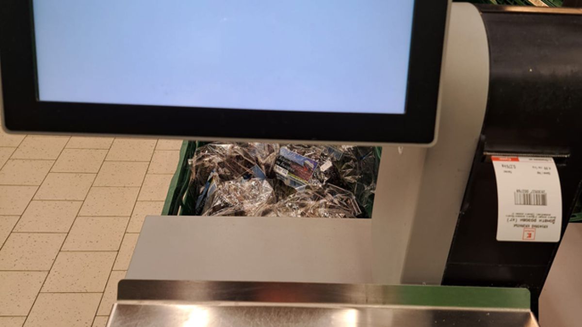Мъж си купи домати от "Кауфланд" в Казанлък и отсече: Време е да разберете истината СНИМКИ