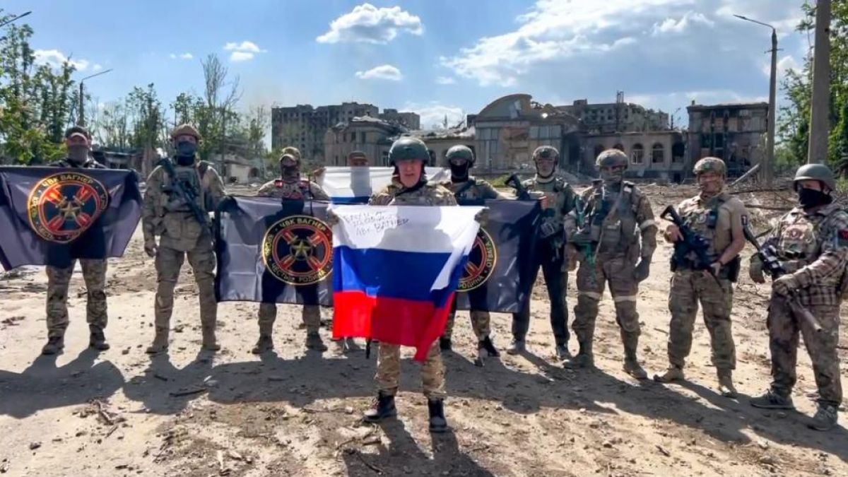 Военен анализатор: Целта на прехвърлянето на „Вагнер“ в Беларус е...