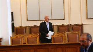 БСП иска изслушване на Тагарев заради опасения за националната сигурност