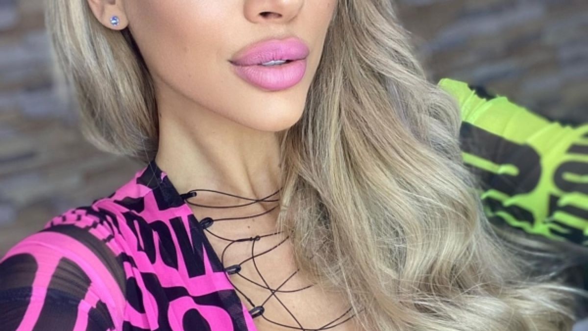 Топ красавица от Северозапада ще мъти водите в "Игри на волята" 5  СНИМКИ 18+