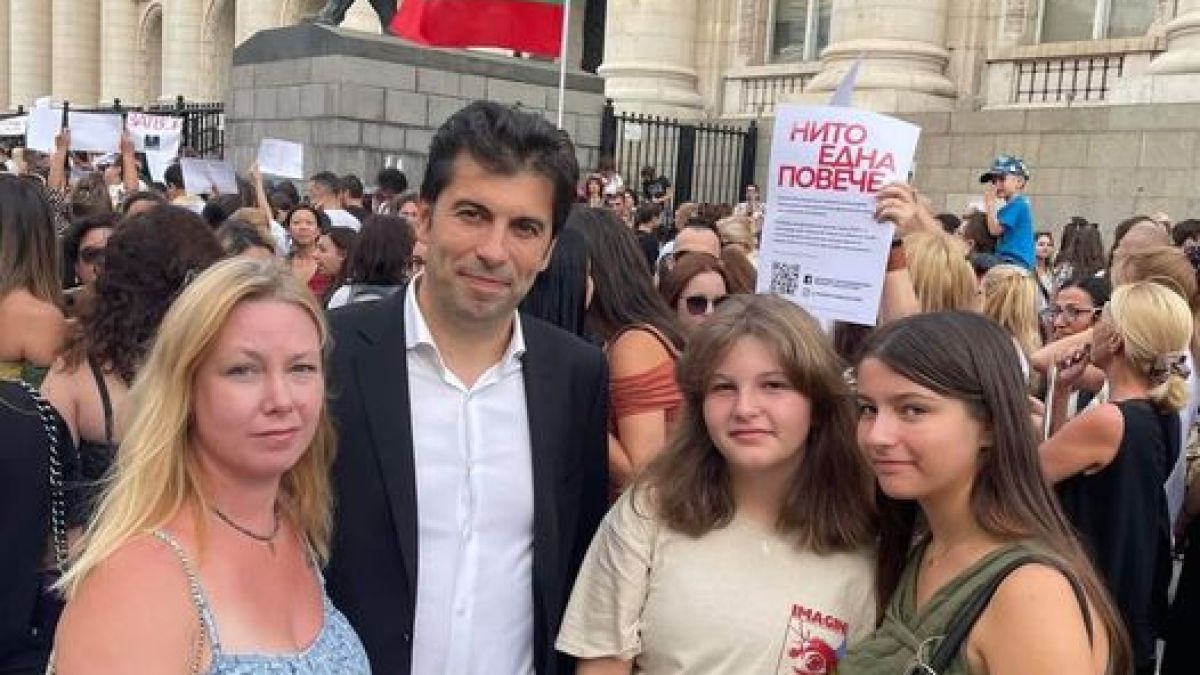 Журналист разобличи Петков и Христанов за протеста: Страдат от синдрома на „щастливата кукла"