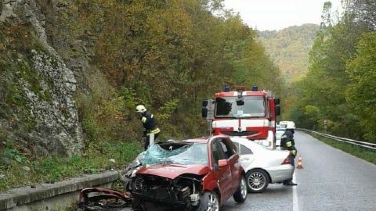 23-г. Исабел уби 2 момичета край заведението „Момини кули" и ето какво й се случи
