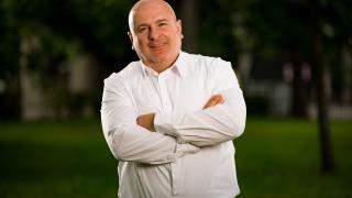 Декан от СУ критикува учени, поставящи под съмнение ролята на човека в глобалното затопляне