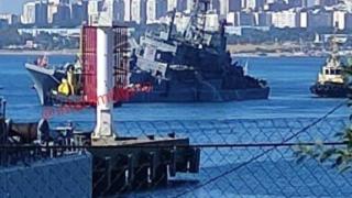 Украински дронове поразиха тежко руски десантен кораб в Новоросийск ВИДЕО 