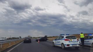 Какво се случва: Зверско меле запушва "Тракия" СНИМКА