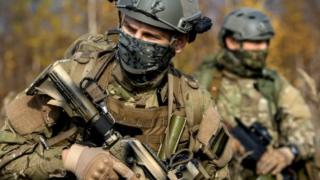 ВИДЕО от войната: Руски спецчасти унищожиха настъпваща бронирана техника на ВСУ