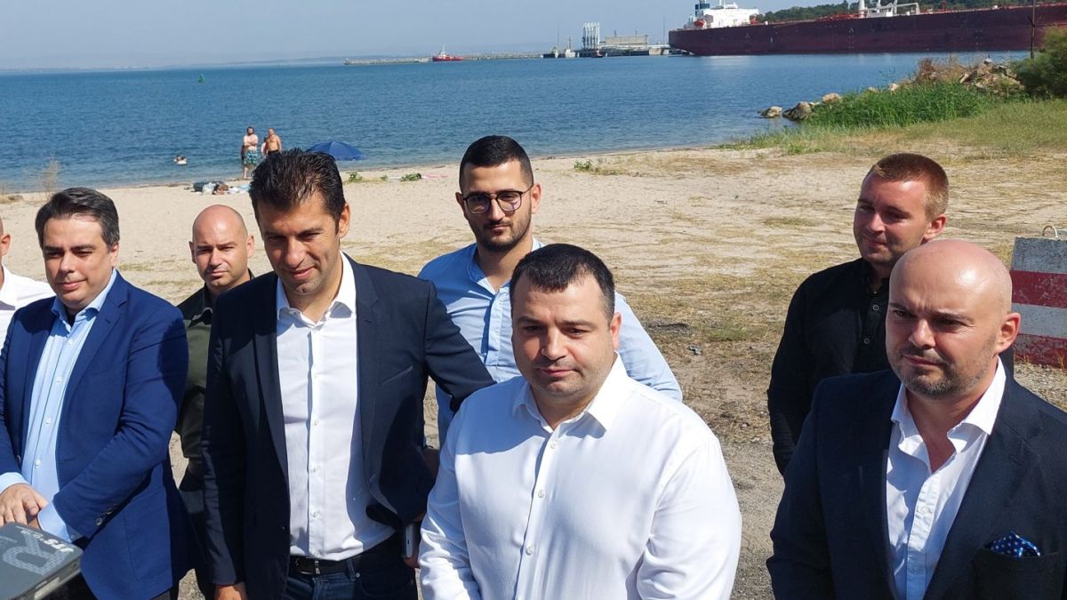 Първо разцепление в ПП-ДБ, ябълката на раздора се оказа Бургас