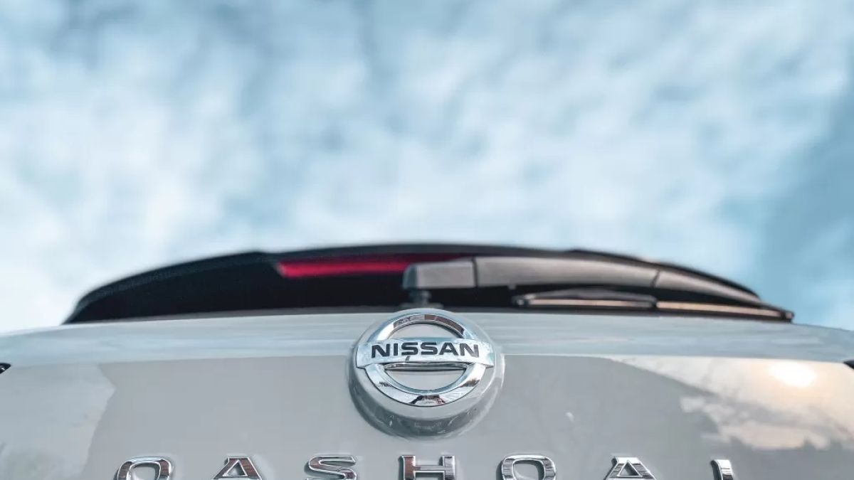 Спипаха фейслифт версията на Nissan Qashqai по време на тестове СНИМКИ 