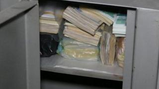 Работник грабна оборота на плажно заведение в Созопол и си тръгна