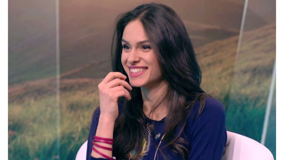 Палавата актриса, побъркала мъжете от "Фермата", чака бебе от известен спортист СНИМКИ 