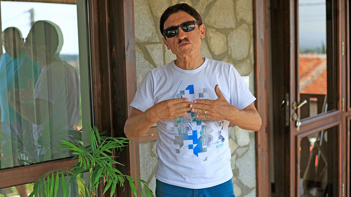 Къщата на Милко Калайджиев стана по-евтина със 100 бона, търгът ще е на... 