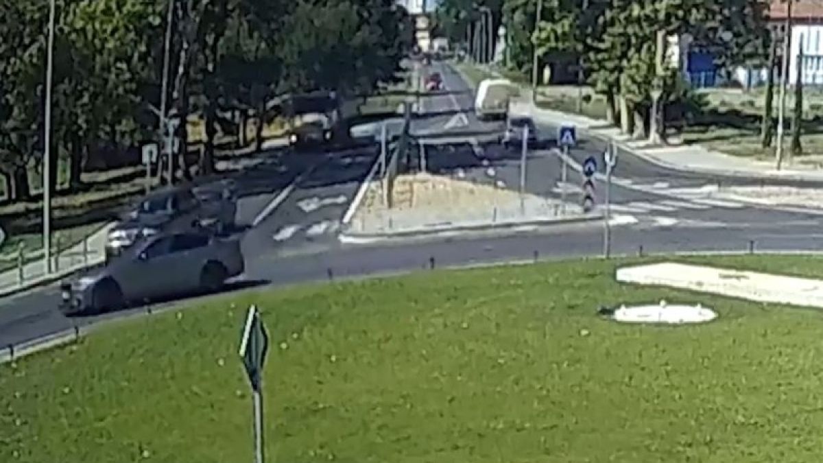 Такова зрелище с БМВ не сте виждали, този пишльо-дрифтаджия ще ви шокира ВИДЕО