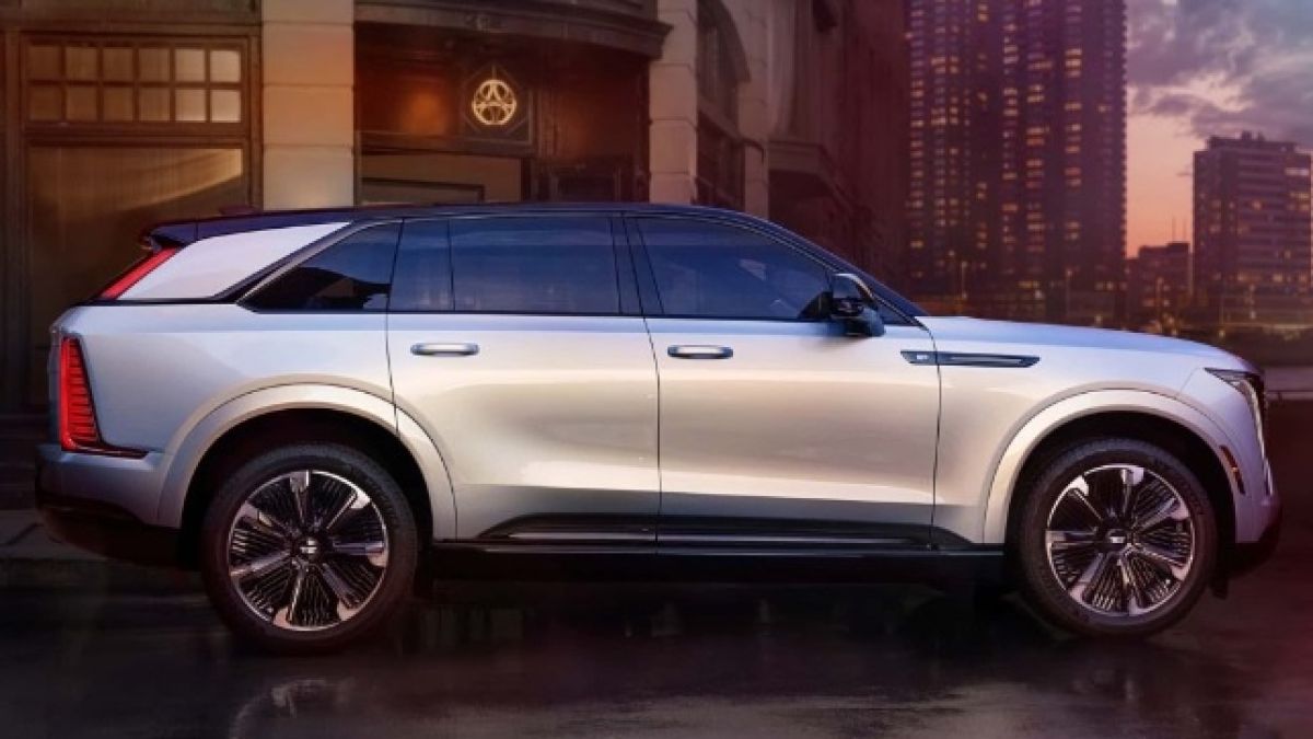 Представиха мощния и огромен Cadillac Escalade IQ, има и "режим раци" ВИДЕО