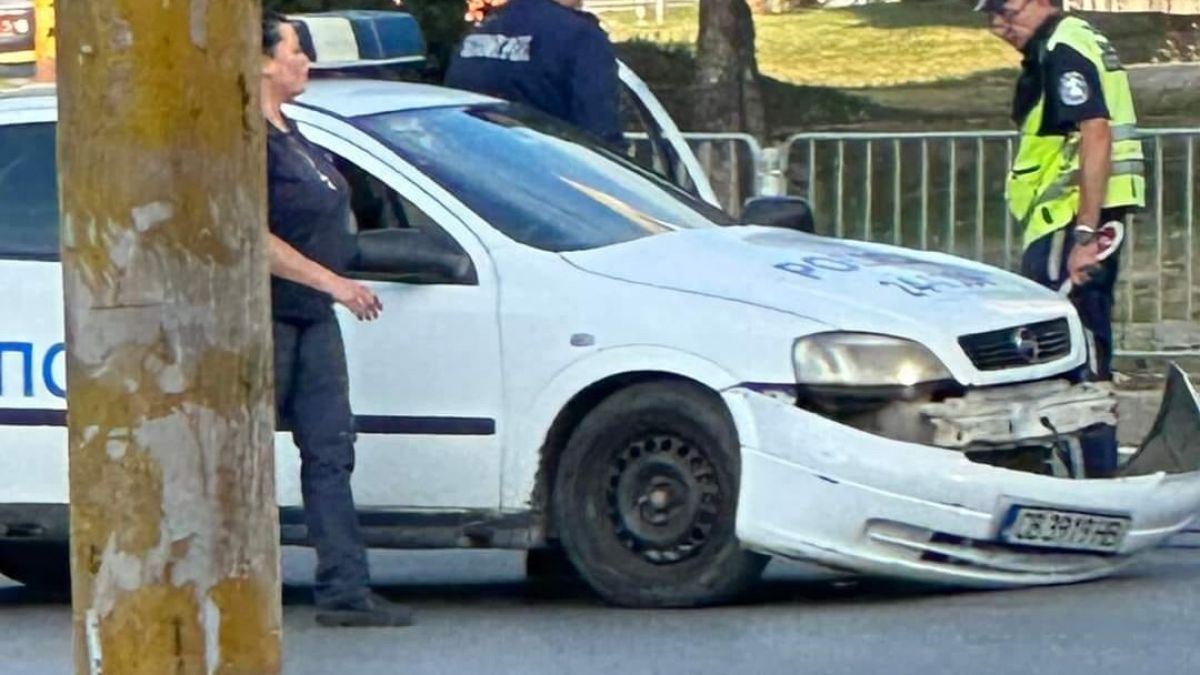  Такова зрелищно меле с патрулка София не помни отдавна СНИМКИ 