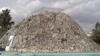 Необяснимата история на най-малкия вулкан в света