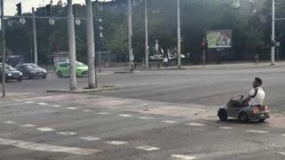 Пловдивчанин събра погледите на шофьори и минувачи с любопитно возило СНИМКИ 