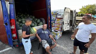 Производители на дини в Любимец потриват ръце, от 20 г. не помнят такова чудо СНИМКИ