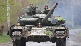 ВИДЕО от войната: Руската 1-ва танкова армия унищожава позициите на ВСУ в Купянско направление
