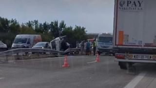 Нов ад на АМ "Тракия": Зверско меле на аутобана, автомобил лежи по гръб СНИМКА
