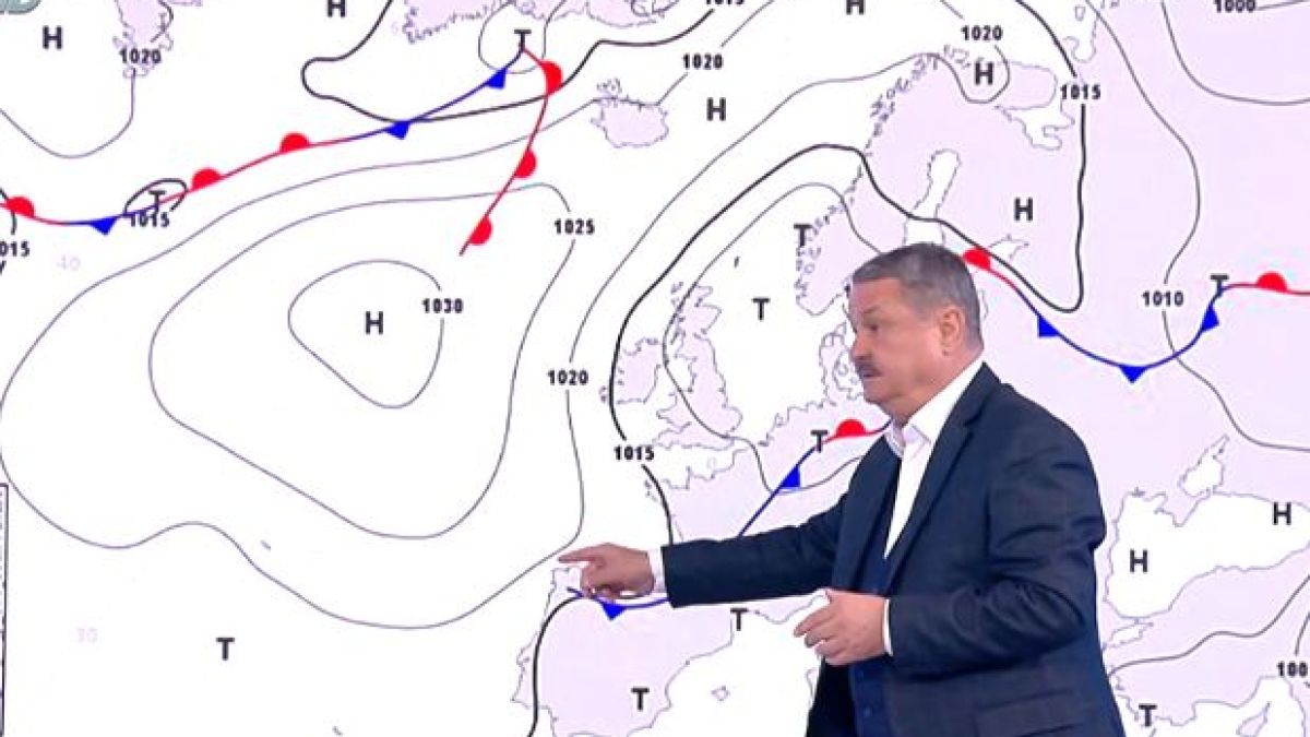 Проф. Рачев смая цяла България с тази прогноза за тежко време: До дни свършва... КАРТИ
