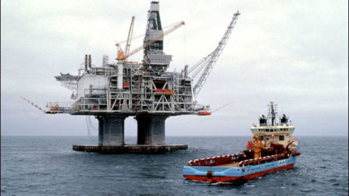 Работа на нефтена платформа, каква е заплатата?