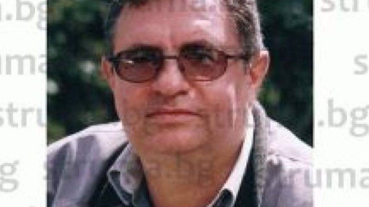 Погребват с любимата му песен един от основателите на СДС