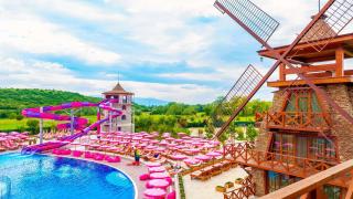 Най-голямото pool party този уикенд в Мелниците!