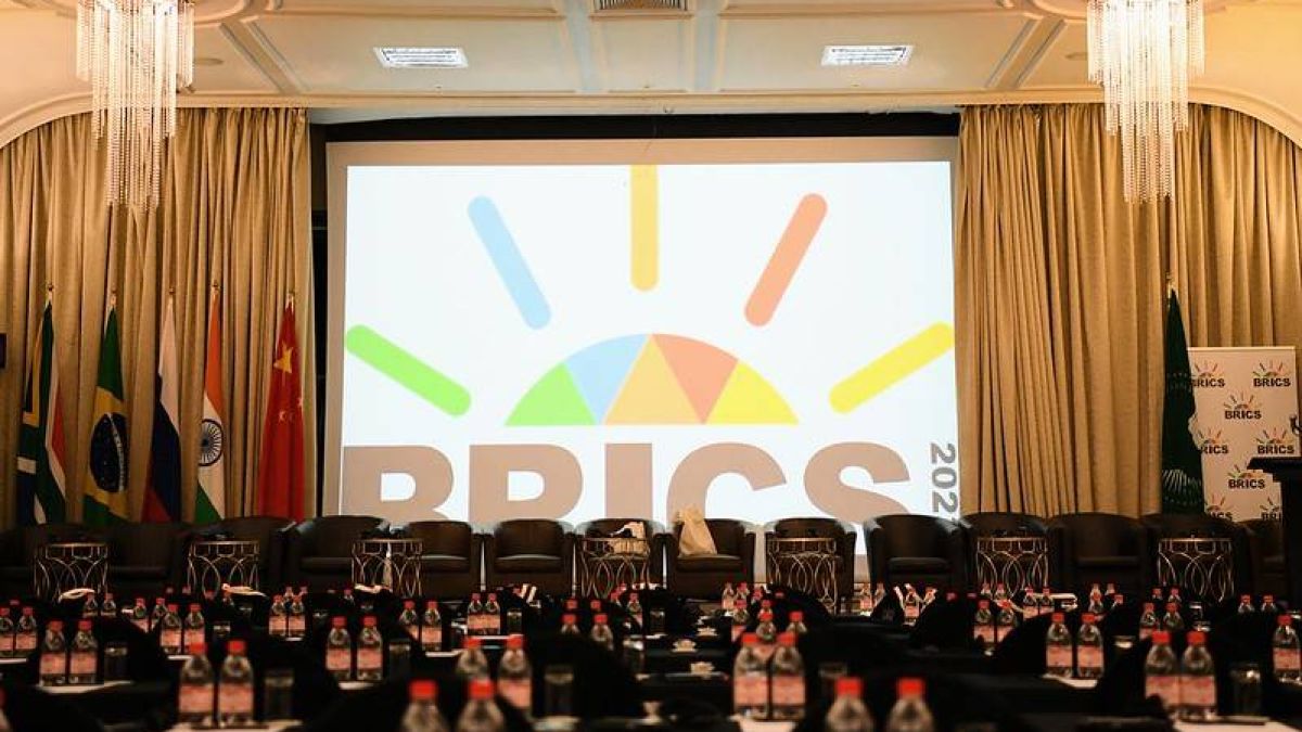 Германската преса: Разширяването на БРИКС е "лично фиаско" на лидерите на ЕС Лайен и Борел
