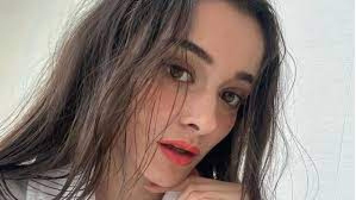 Заляха Валерия от "Ергенът" с жестока критика: Тя избухна и обяви..