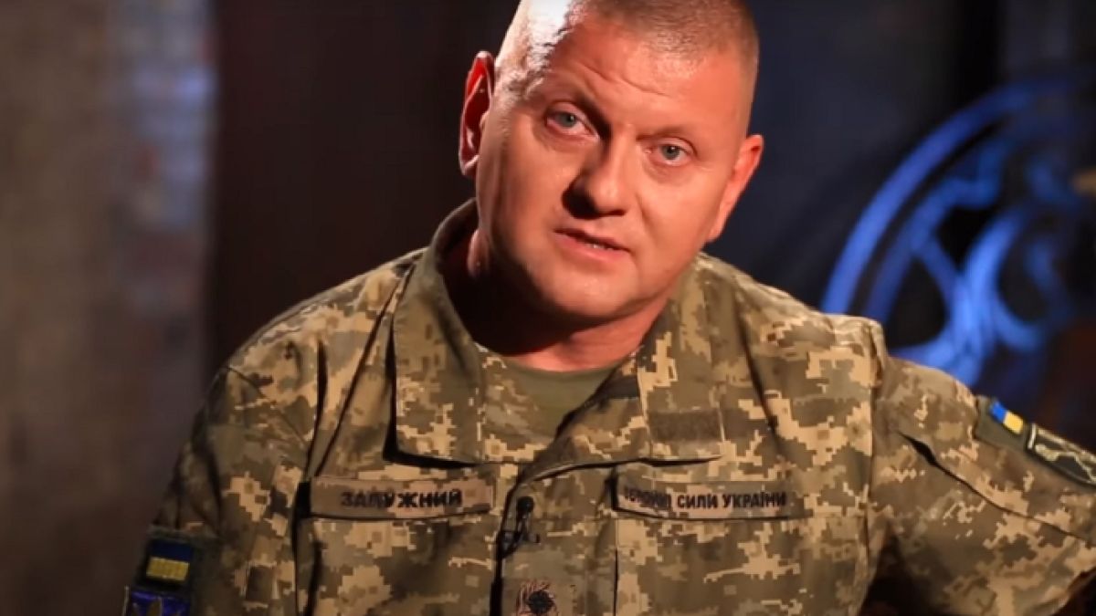 The Guardian гръмна с новина за Залужни и таен съвет с високопоставени военни от НАТО