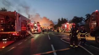 Експлозии и кървава баня на бензиностанция край Букурещ ВИДЕО