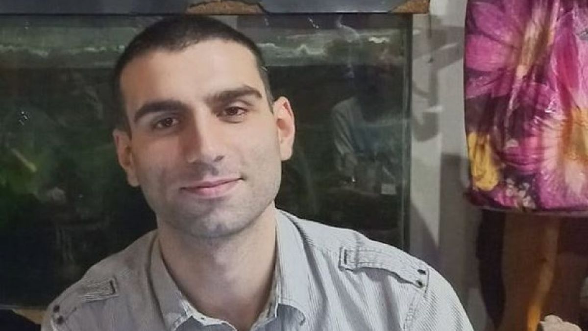 Видите ли този мъж, бързо звънете в МВР! СНИМКА