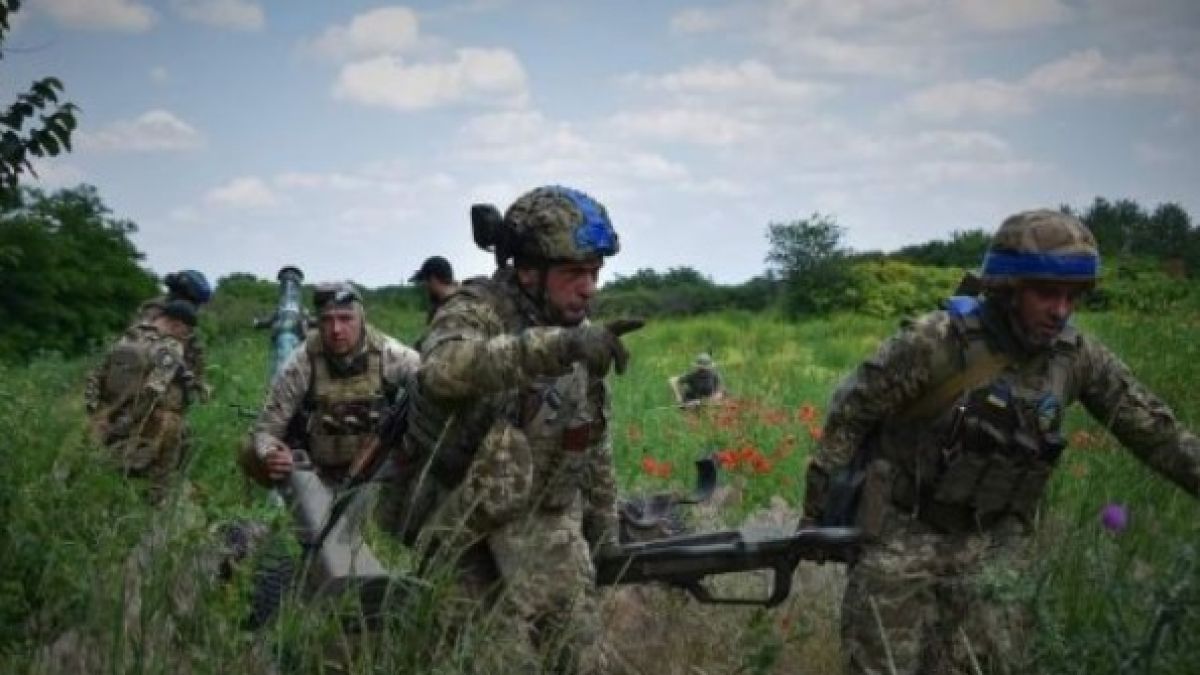 Викове на болка и ужас: Точни удари по група на ВСУ през очите на бойците ВИДЕО 18+