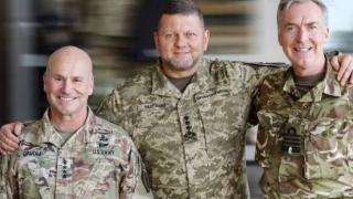 "Гардиън" сензационно: ВСУ промениха стратегията си след военен съвет с НАТО