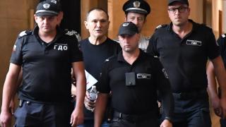 Божков вече е в прокуратурата, за втори пореден ден ще...