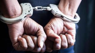Щракнаха белезниците на мъж от Дупница: Отправял заплахи за...