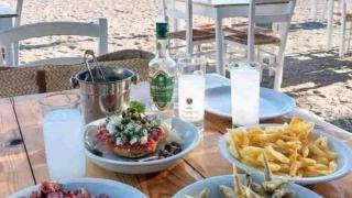 Мрежата пламна заради тази СНИМКА от брега на морето във Варна