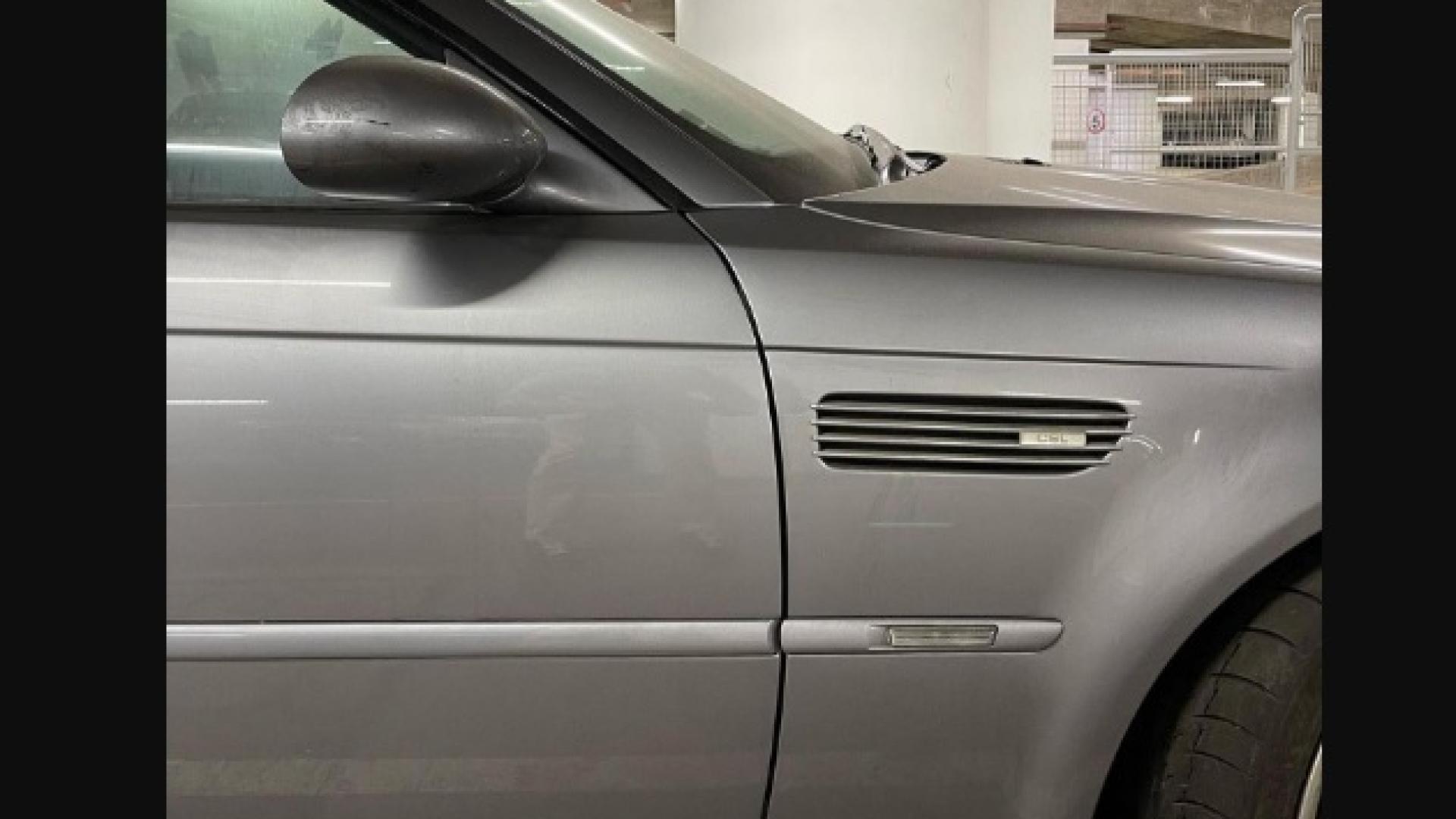 Рядък спортен BMW е престоял на паркинг почти 20 години СНИМКИ