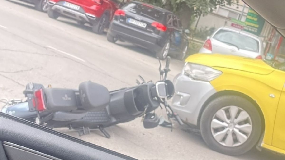 Ангел Гелето пак избухна във Враца, три патрулки го усмиряват СНИМКИ