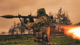 ВИДЕО от войната: ВСУ унищожи руски катер при опит за десант на брега на Черно море