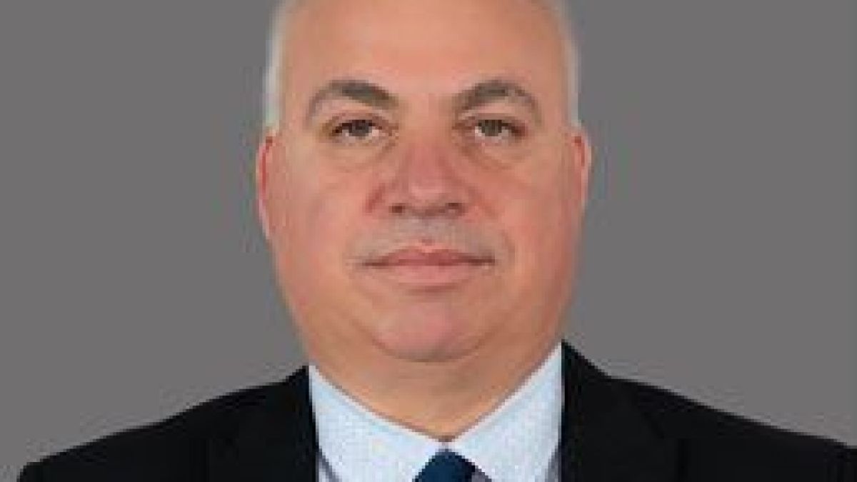 Наследникът на Вежди Рашидов седна на депутатския стол 